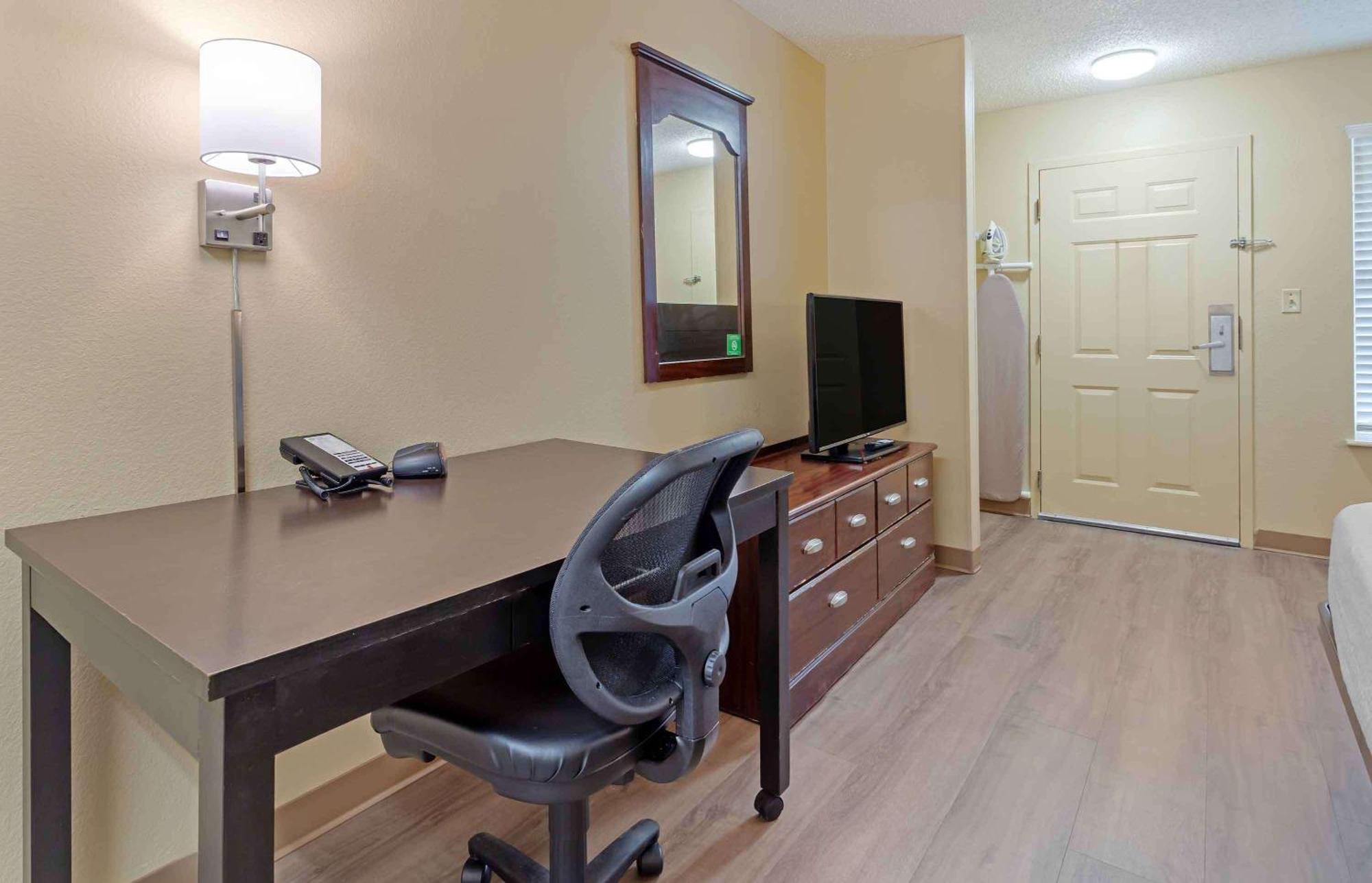 Extended Stay America Select Suites - Durham - University Ngoại thất bức ảnh