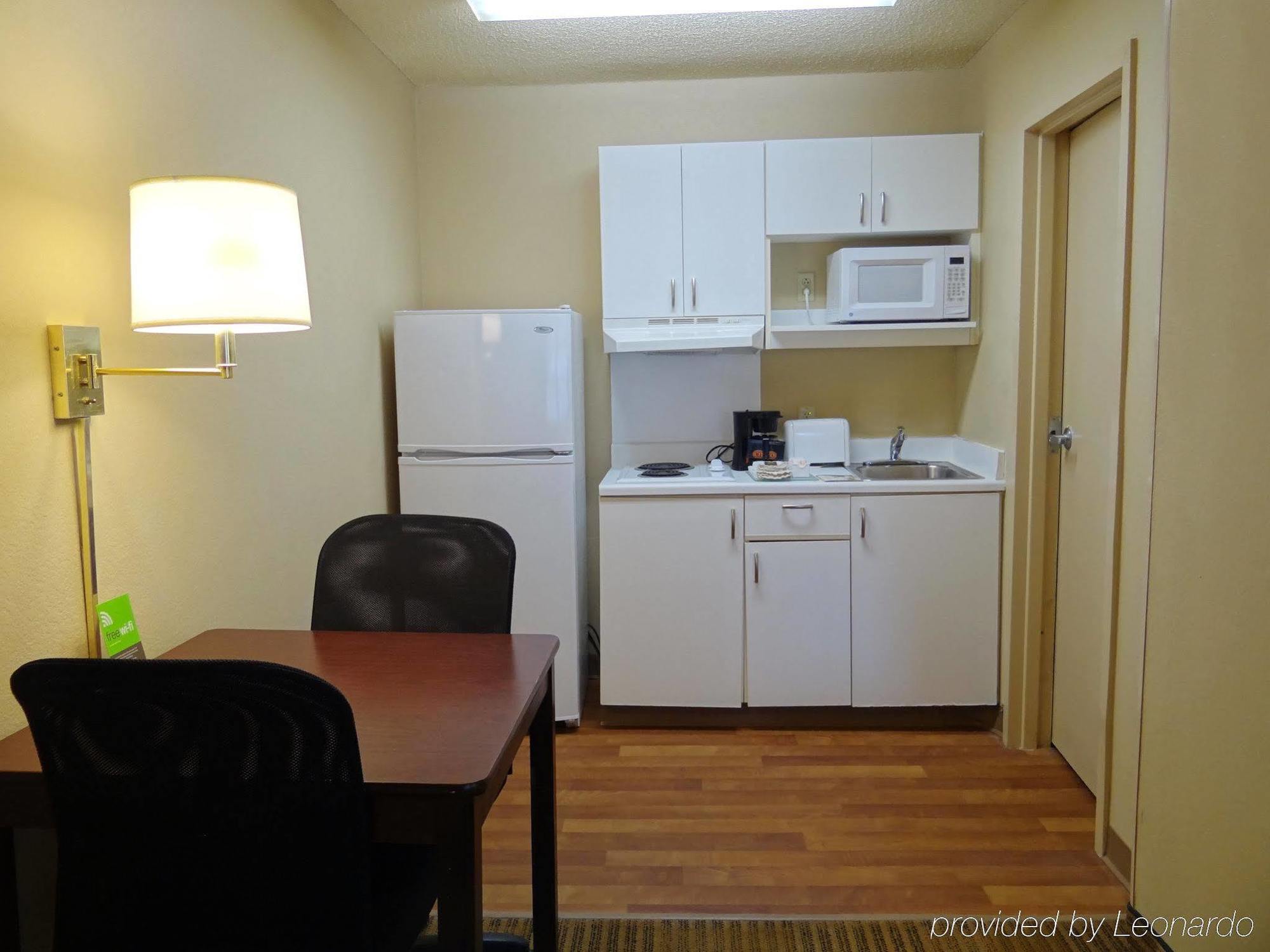 Extended Stay America Select Suites - Durham - University Ngoại thất bức ảnh